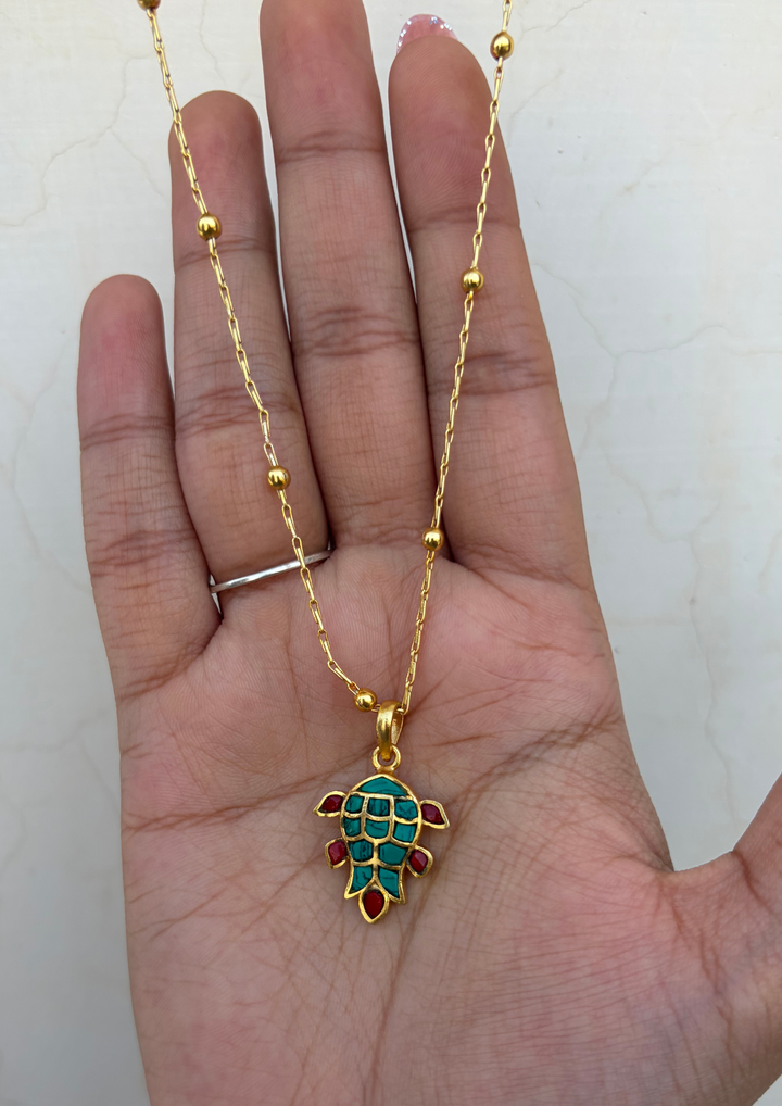 Somika Jadau Kundan Fish Necklace