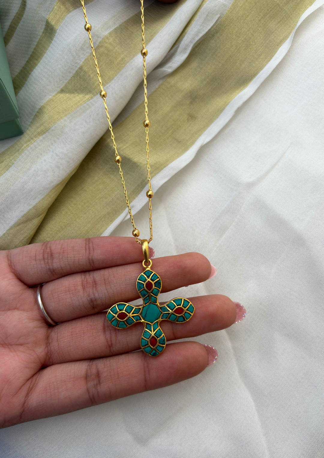 Evara Jadau Kundan Firoza Necklace