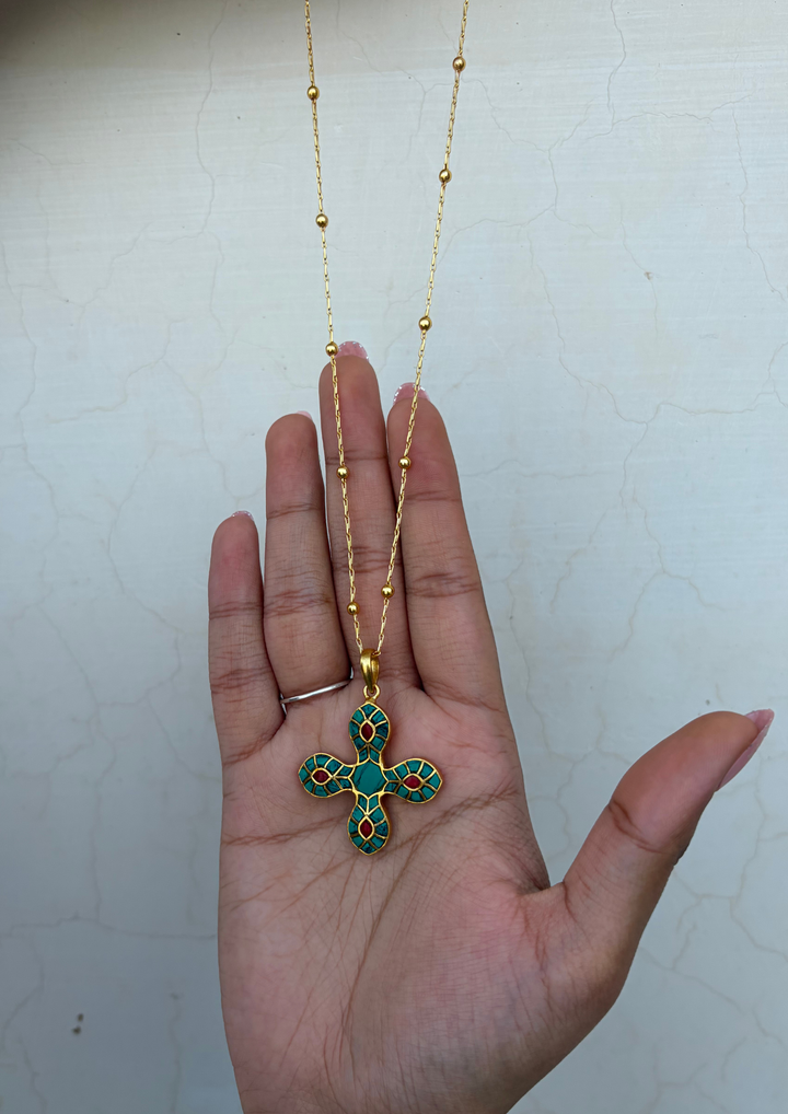 Evara Jadau Kundan Firoza Necklace