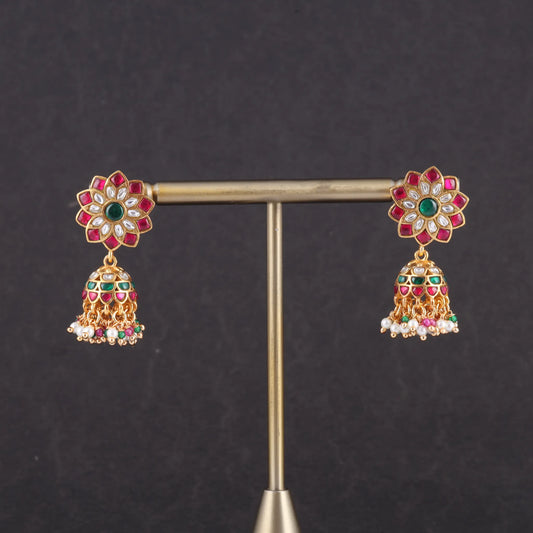 Elegant Floral Jadau Kundan Jhumka Earrings with Pearls and Beads