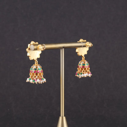 Elegant Floral Jadau Kundan Jhumka Earrings with Pearls and Beads