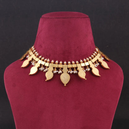 Elegant Mango Jadau Kundan Short Necklace