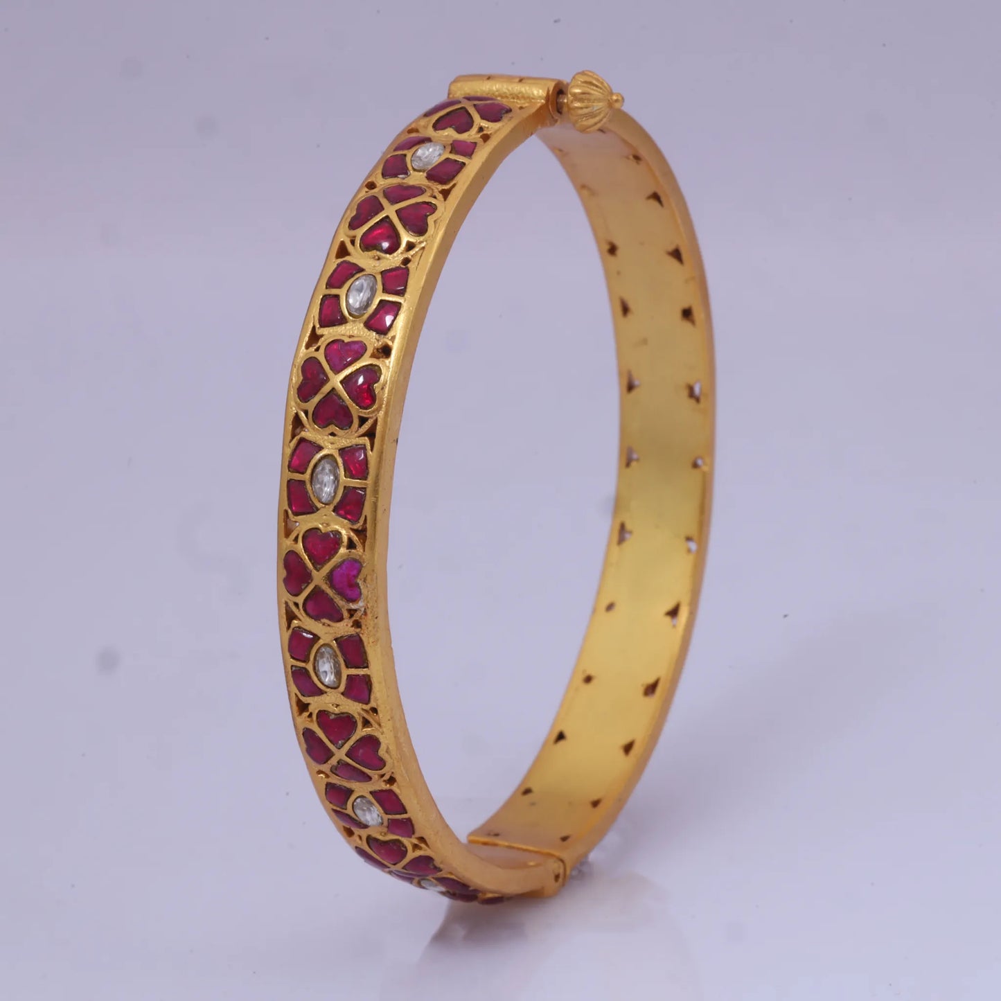 Delicate Designer Jadau Kundan Openable Single Bangle