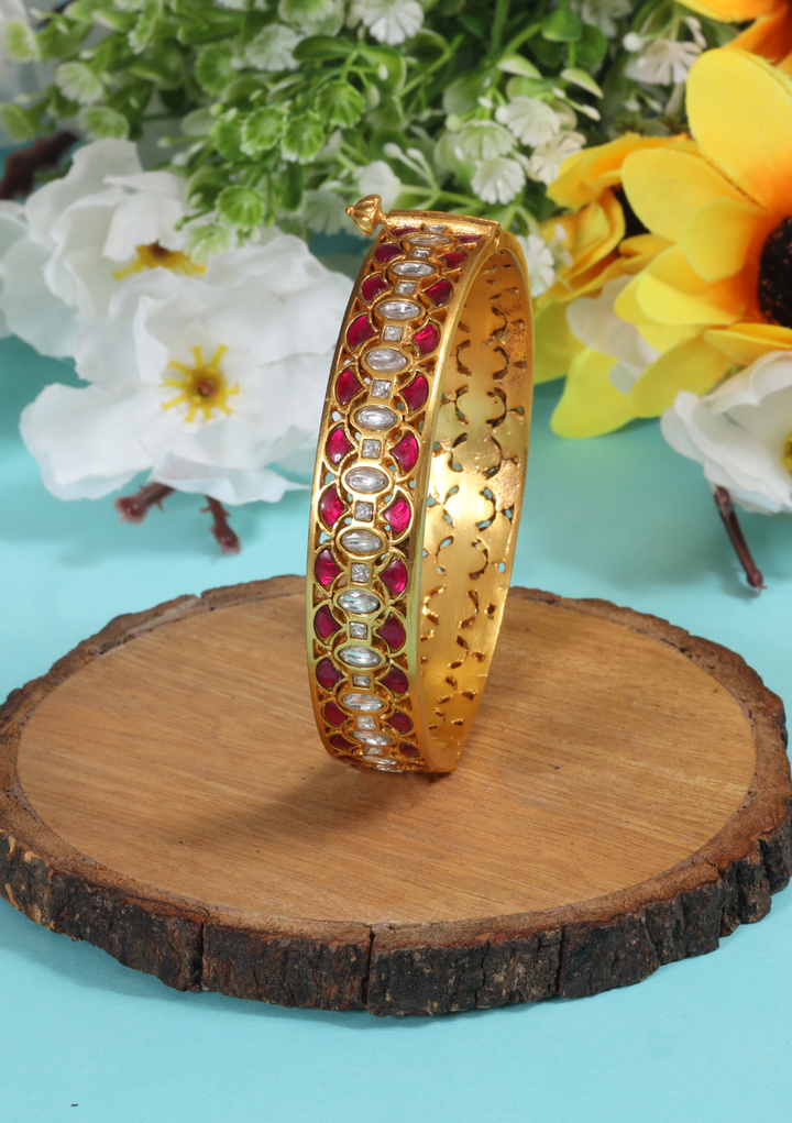 Beautiful Red Ruby Jadau Kundan Openable Single Bangle