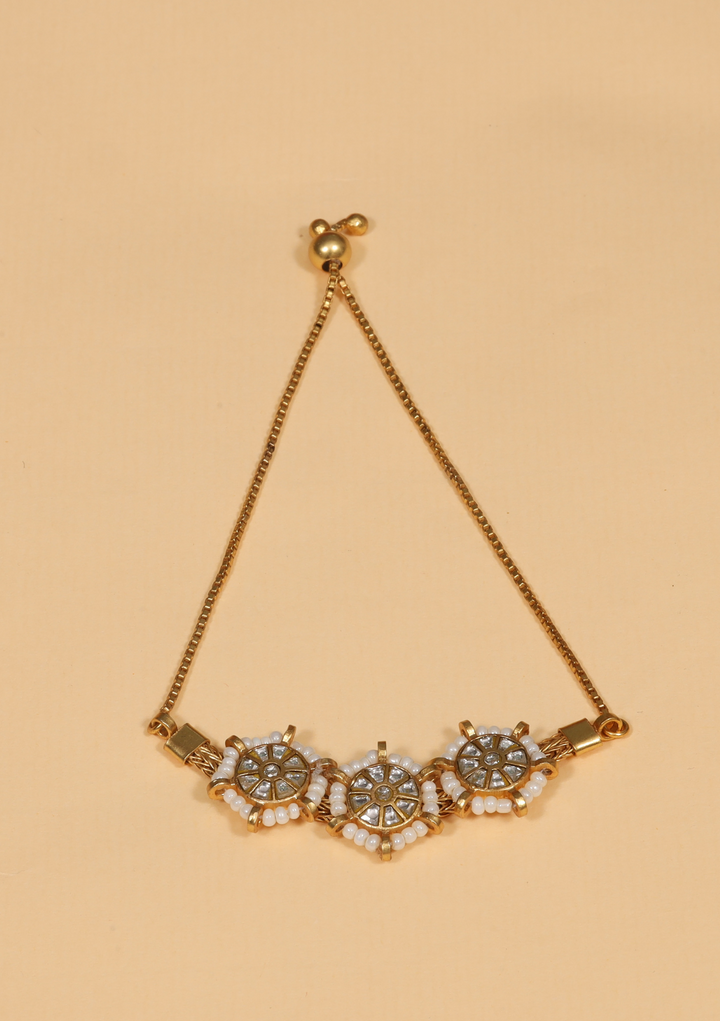 Aaravi White Jadau Kundan Bracelet