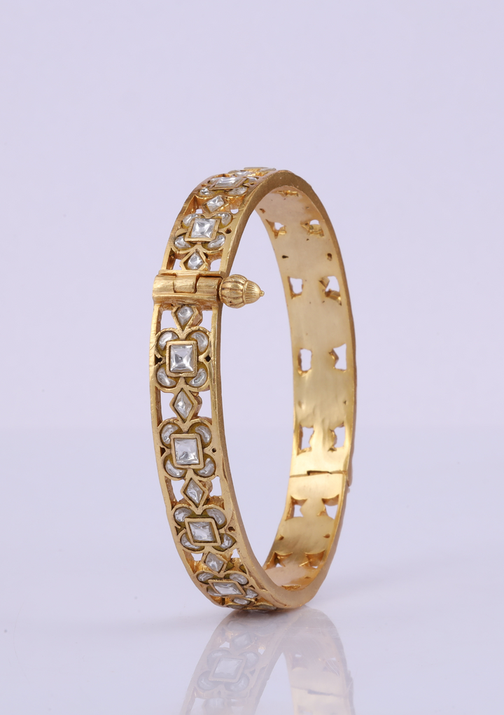 Gulika White Jadau Kundan Statement Single Bangle