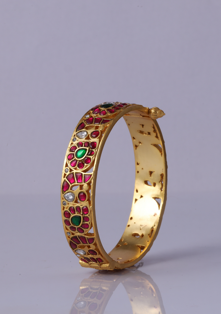 Navisha Jadau Kundan Designer Statement Single Bangle