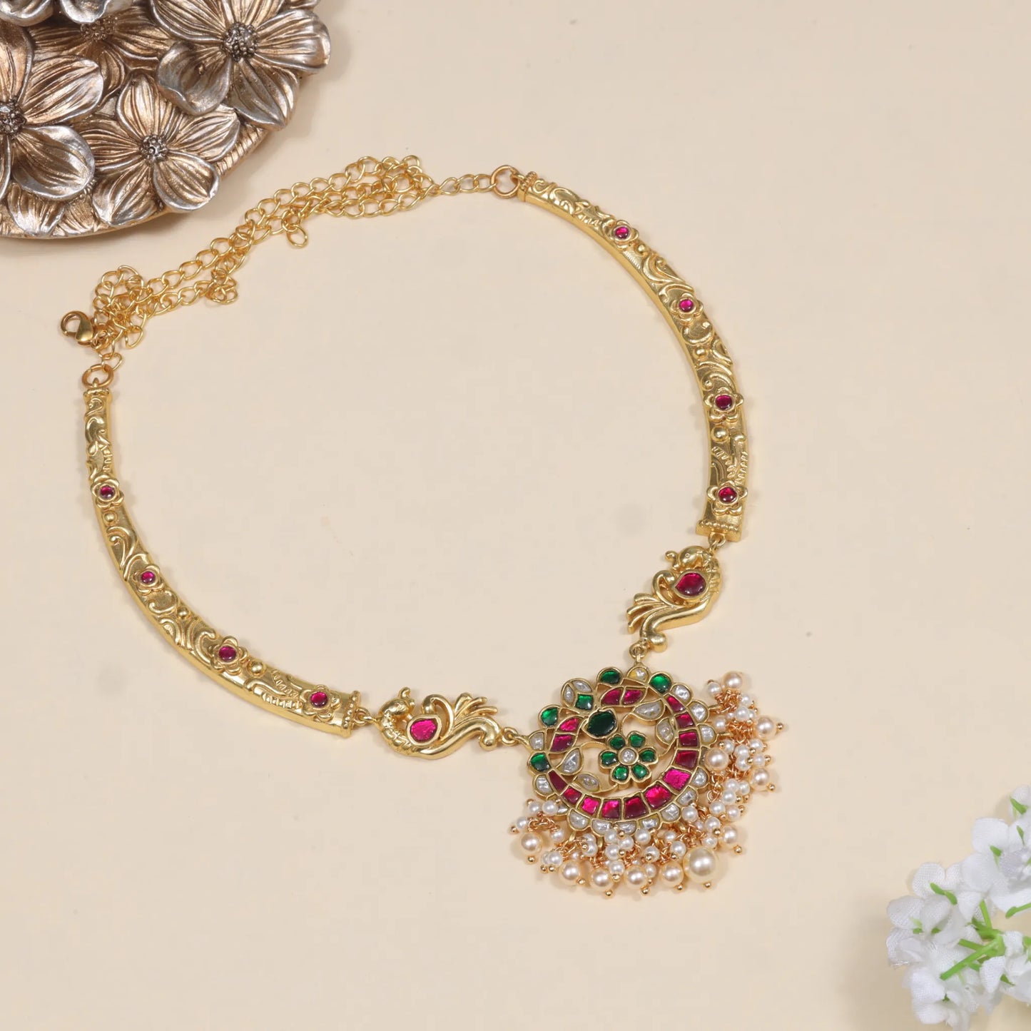 Exquisite Designer Jadau Kundan Hasli Necklace