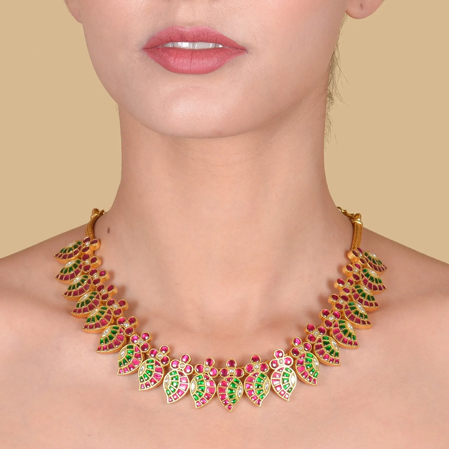 Luxurious Jadau Kundan Mango Short Necklace