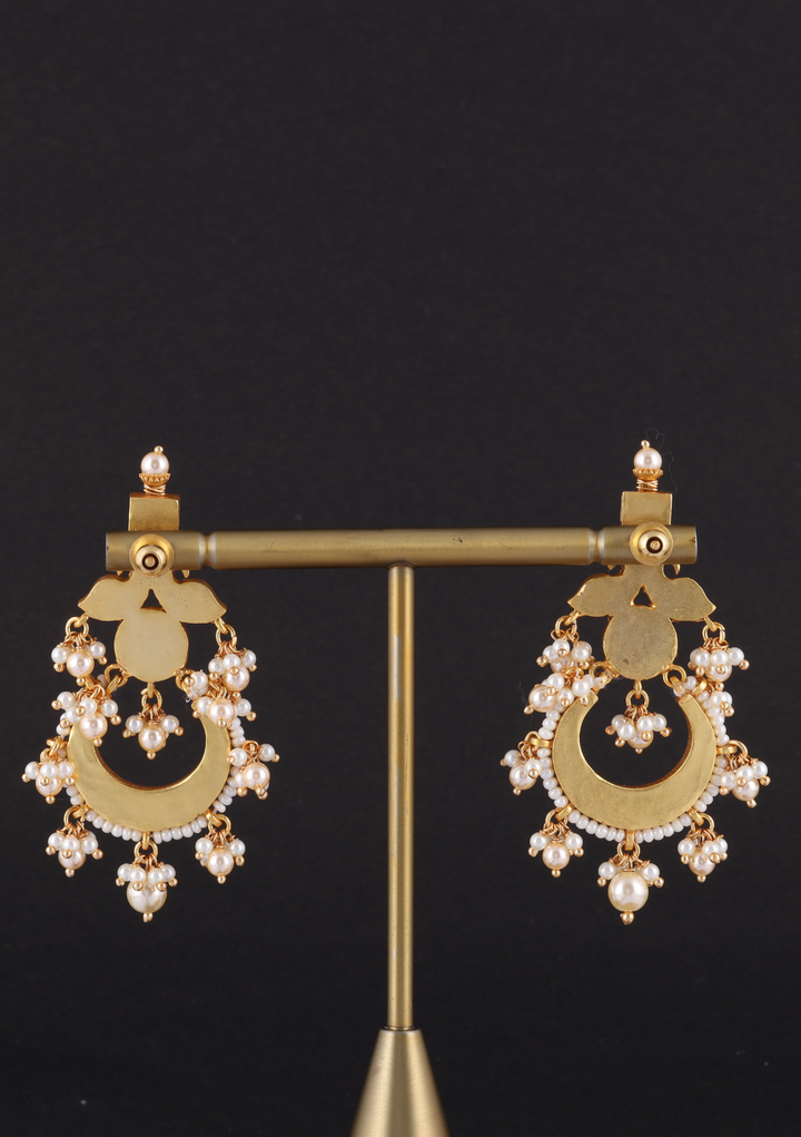 Sobhita White Jadau Kundan Earring