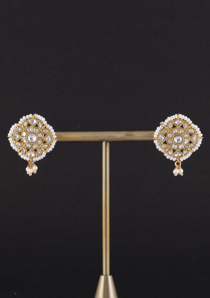 Mrinalini White Jadau Kundan Stud Earring
