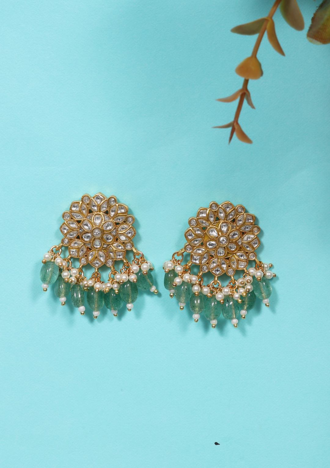 Vaijayanti White Jadau Kundan Stud Earring