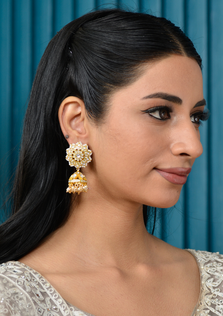 Madhulika White Jadau Kundan Jhumka Earring