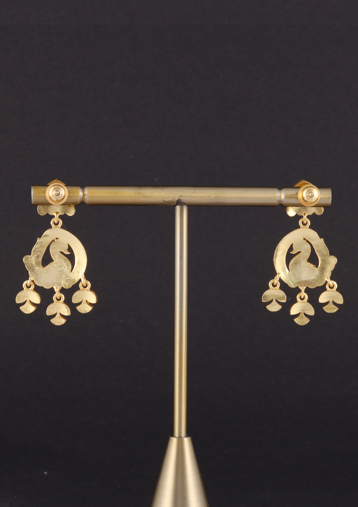 Lisha Jadau Kundan Earring
