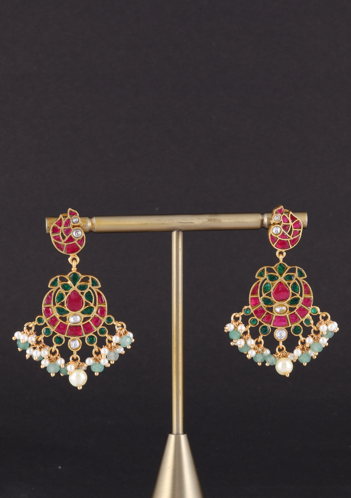 Maitreyi Jadau Kundan Earring