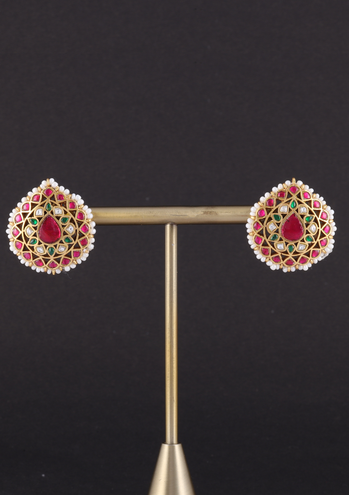 Rohini Jadau Kundan Minimal Stud Earring