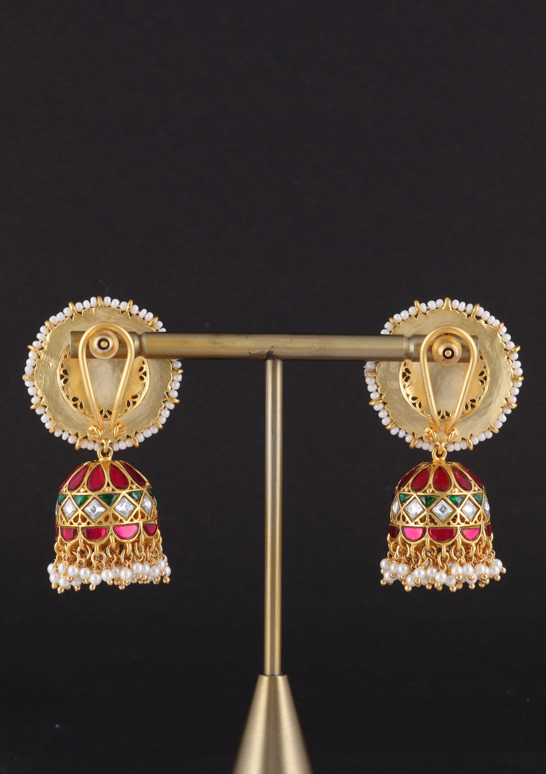 Eshitha Jadau Kundan Statement Jhumka Earring