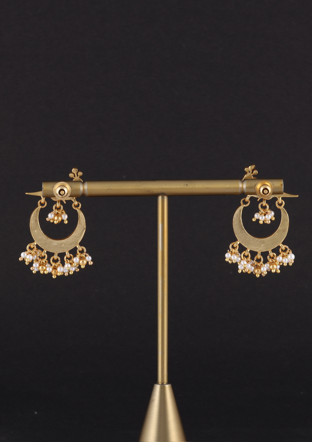 Nitika White Jadau Kundan Earring