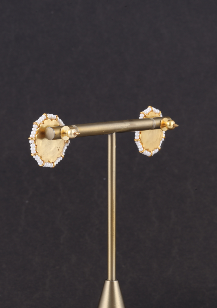 Floral Round Jadau Kundan Stud Earrings
