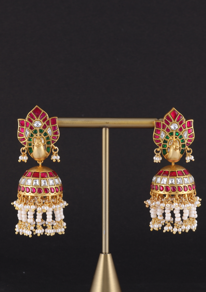 Deepansha Jadau Kundan Statement Earring