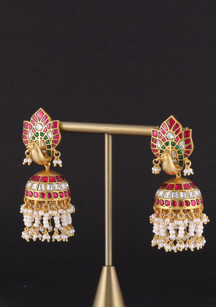 Deepansha Jadau Kundan Statement Earring