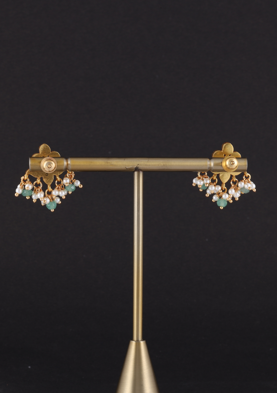 Bhargavi Jadau Kundan Stud Earring