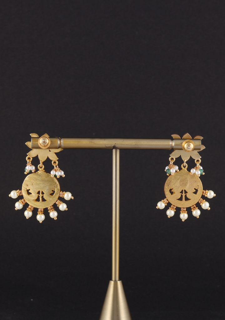 Nandita Jadau Kundan Earring