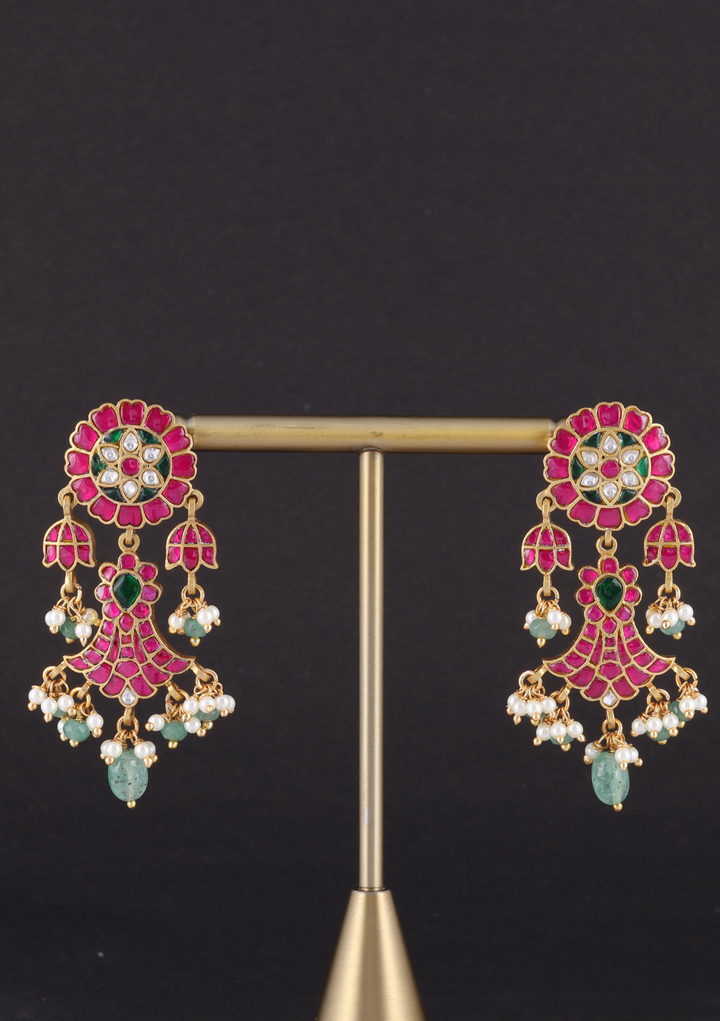 Vinisha Jadau Kundan Floral Earring