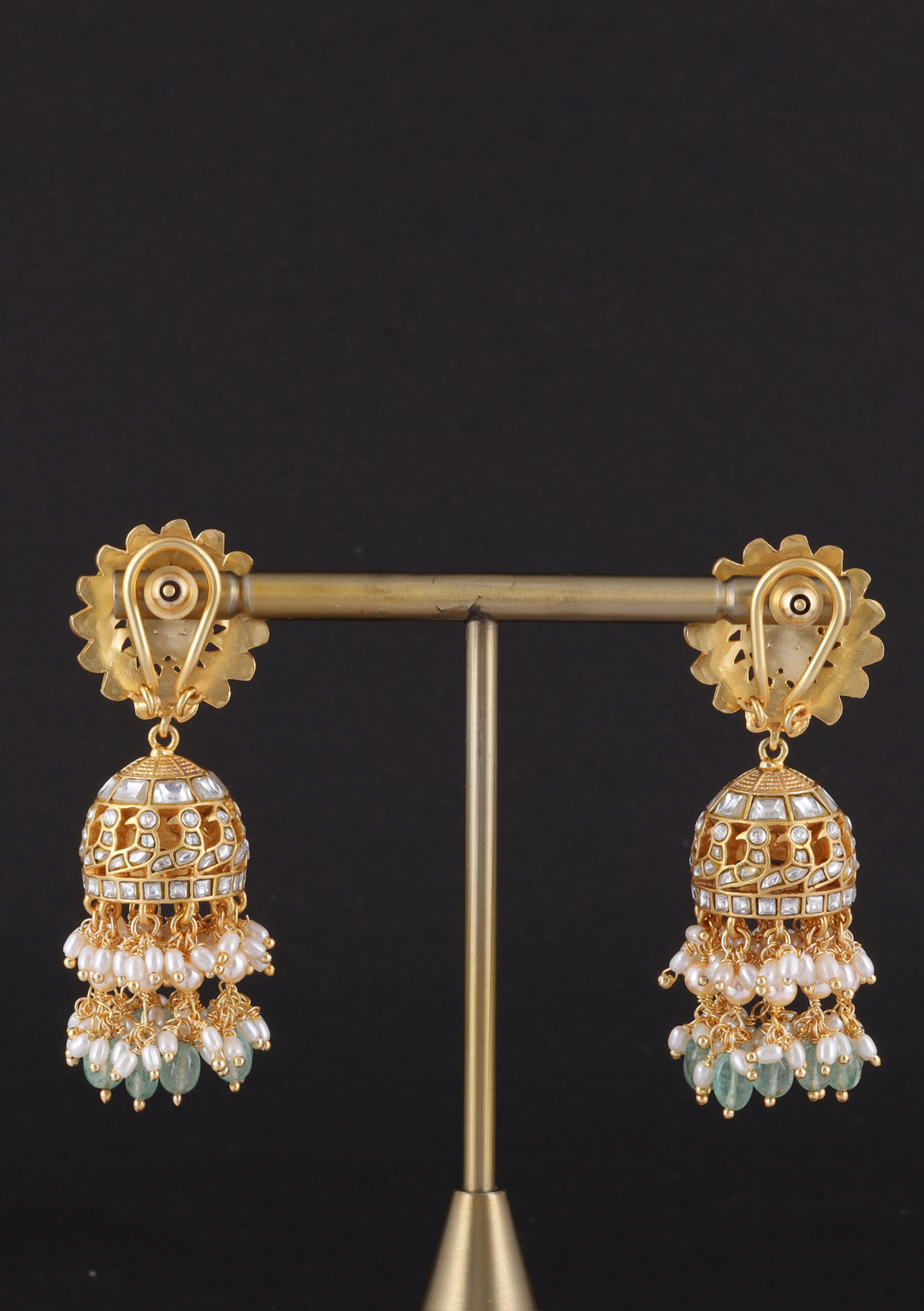Prakruti White Jadau Kundan Bridal Jhumka Earring