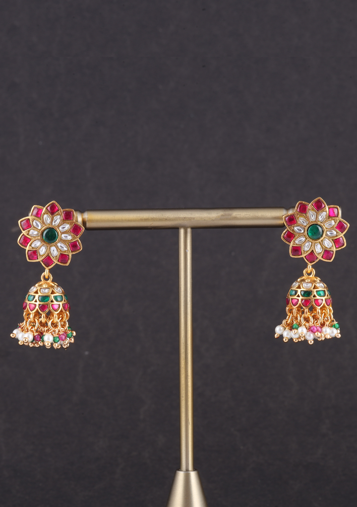 Elegant Floral Jadau Kundan Jhumka Earrings with Pearls and Beads