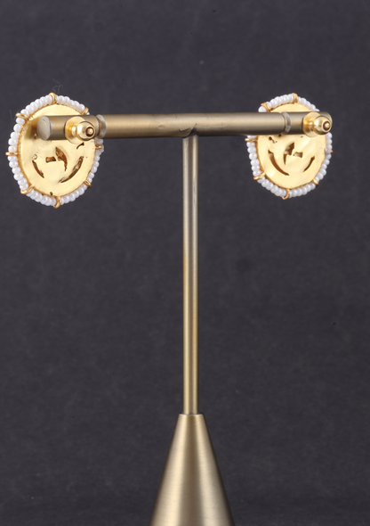 Elegant Jadau Kundan Stud Earrings with Pearls Beads
