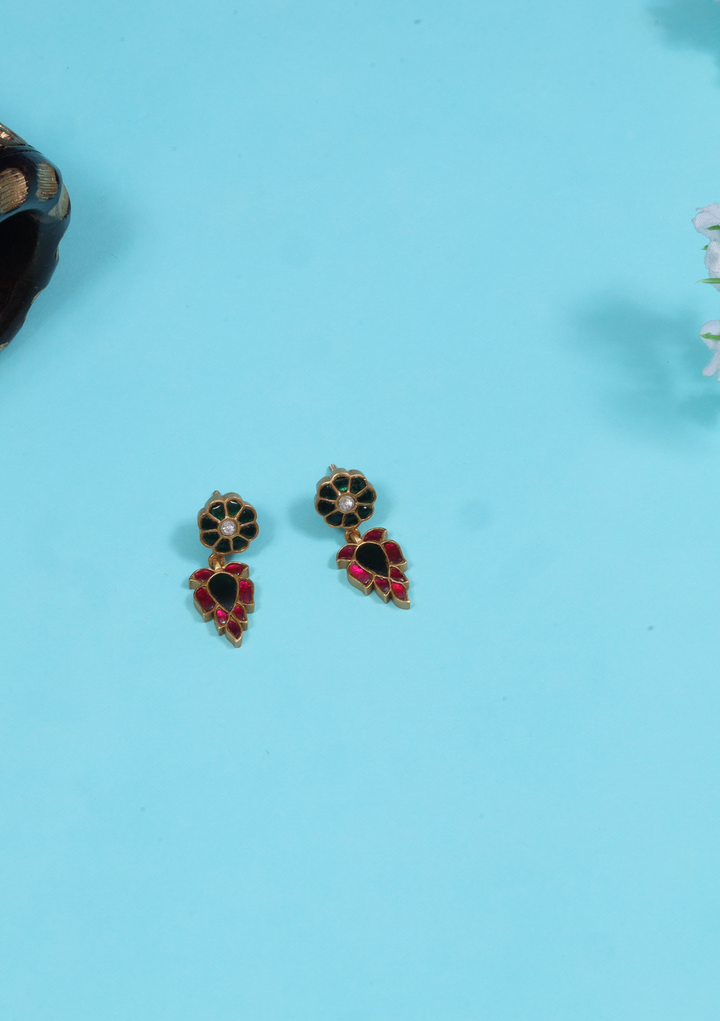 Elite Floral Pattern Jadau Kundan Earrings