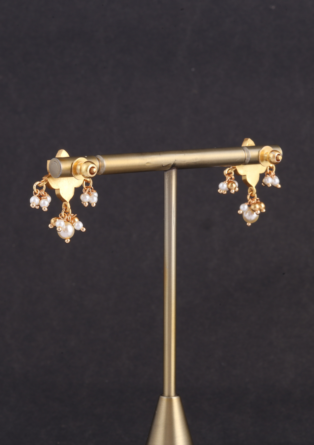 Floral Motif Little Jadau Kundan Stud Earrings with Pearl beads Hangings