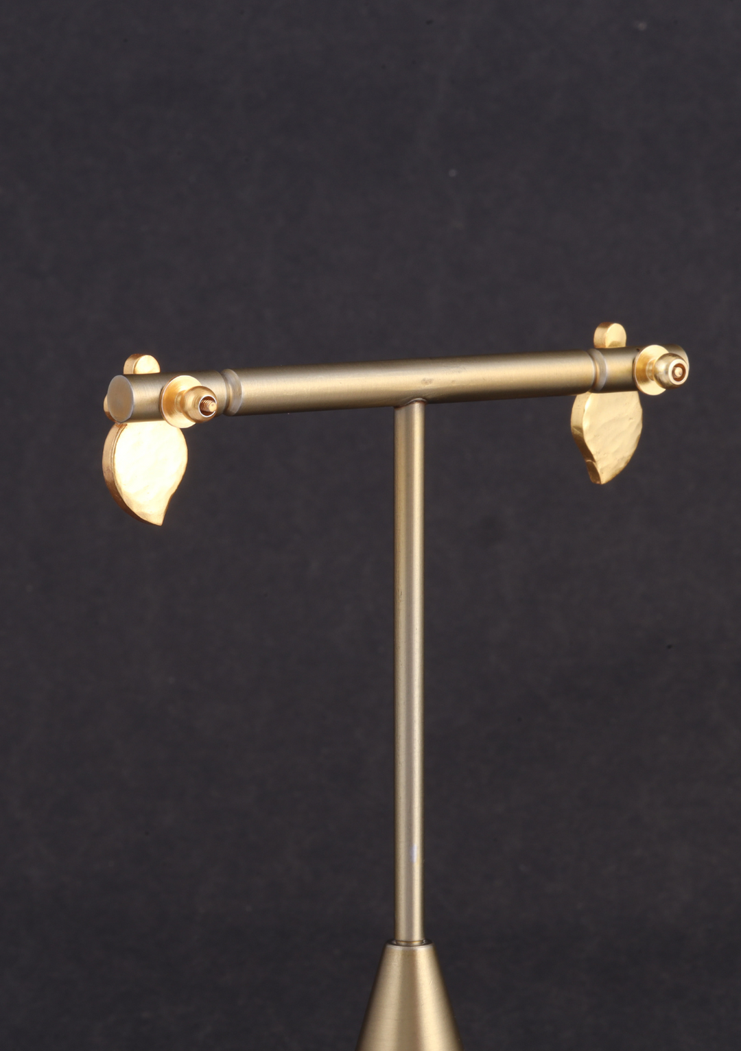 Simple and Elegant Mango Jadau Kundan Stud Earrings