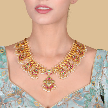 Gorgeous Designer Handcrafted Jadau Kundan Necklace