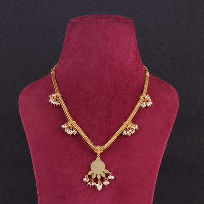 Beautiful Simple Designer Jadau Kundan Short Necklace with Pearls Hangings