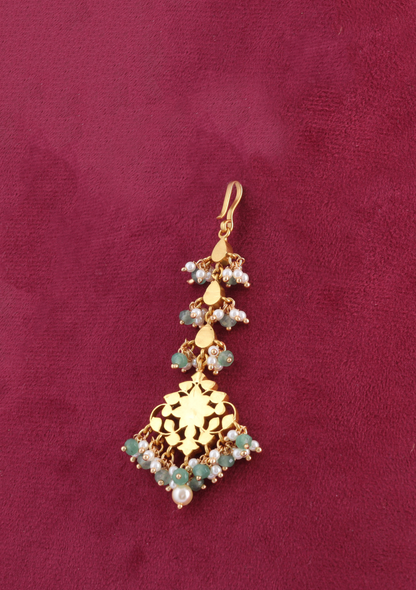 Simple Designer Jadau Kundan Maangtikka with Pearls and Green Beads Hangings