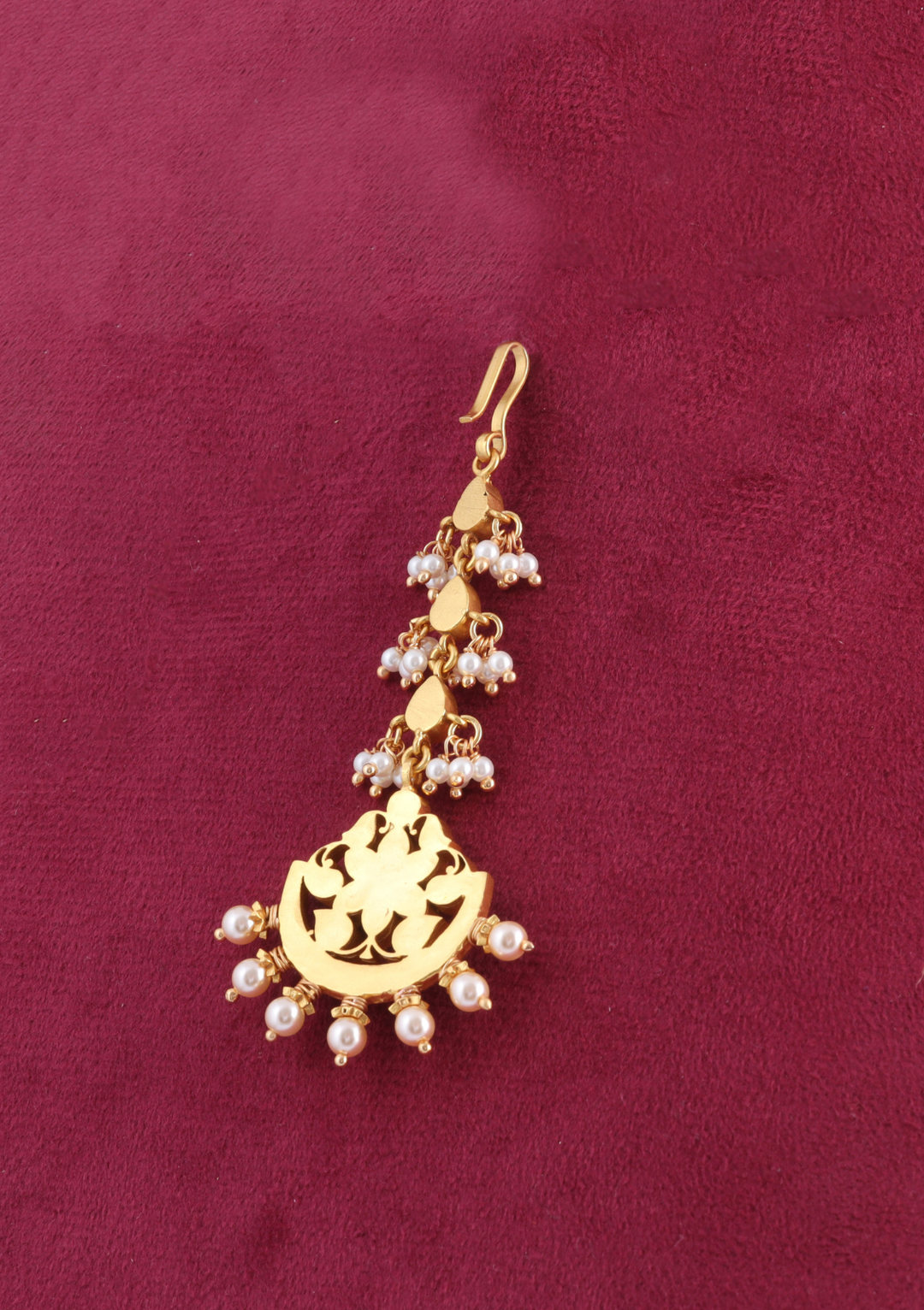 Alluring Designer Jadau Kundan Maangtikka With Pearls Beads Hangings