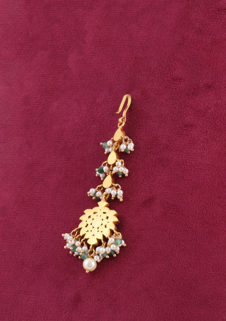 Exquisite Designer Jadau Kundan Maangtikka With Pearls and Green Beads Hangings