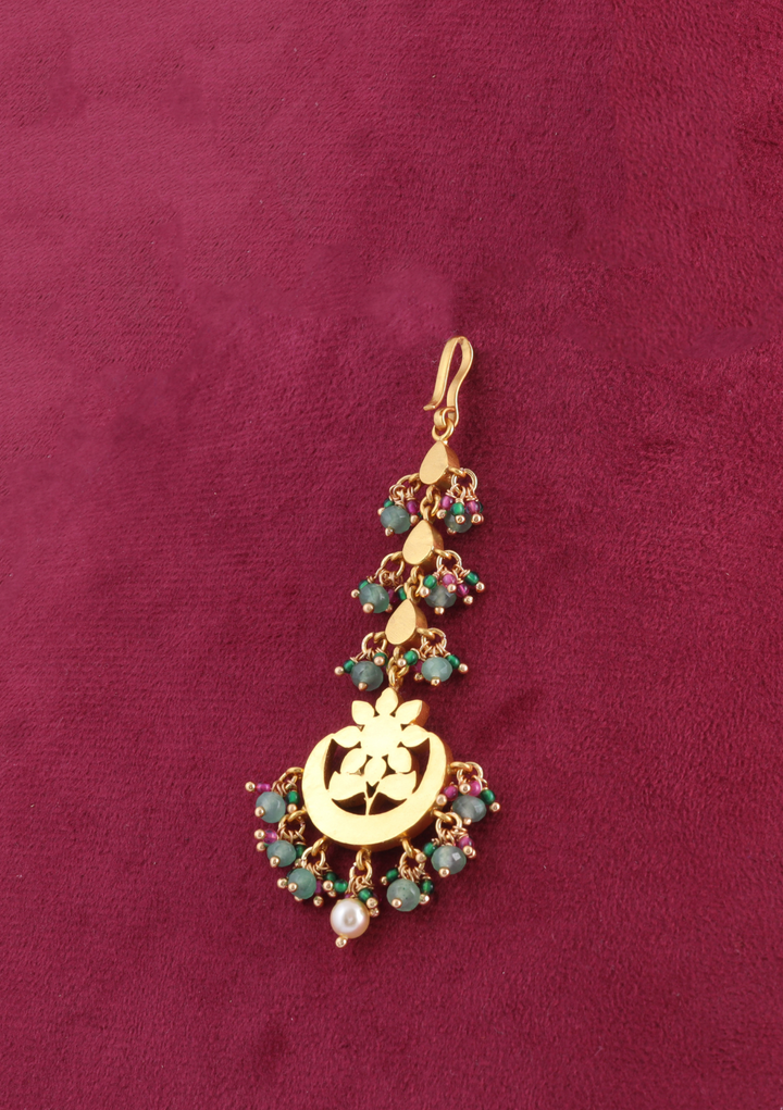 Classic Designer Jadau Kundan Maangtikka With Pearls and Green Beads Hangings