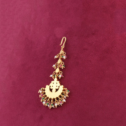 Delicate Designer Jadau Kundan Maangtikka With Beautiful Pearls and Colour Stones Beads Hangings