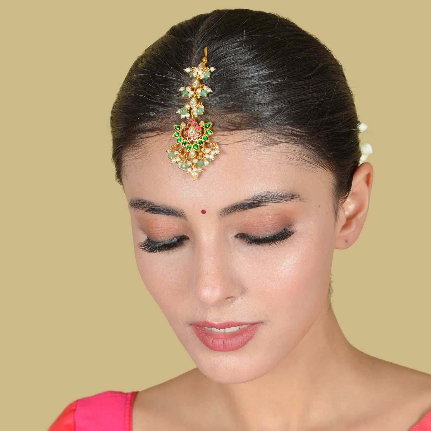 Elegant Designer Jadau Kundan Maangtikka with Pearls and Green Beads Hangings