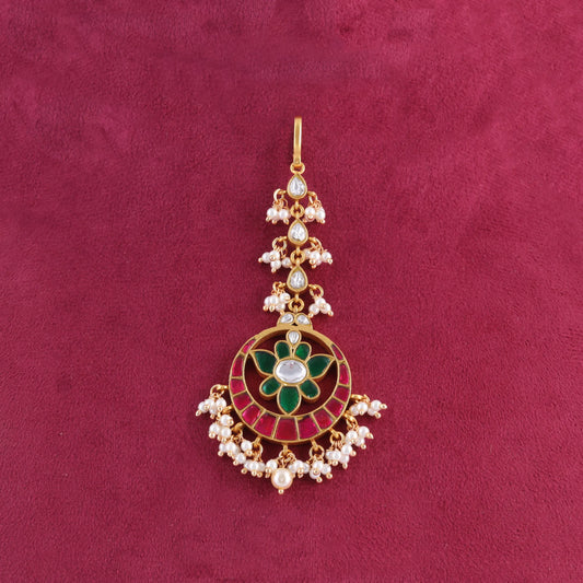 Beautiful Classic Jadau Kundan Maangtikka with Pearl Hangings