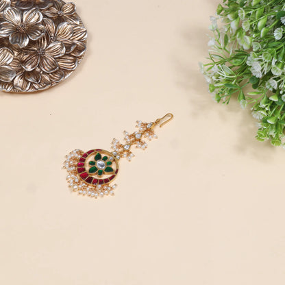 Beautiful Classic Jadau Kundan Maangtikka with Pearl Hangings