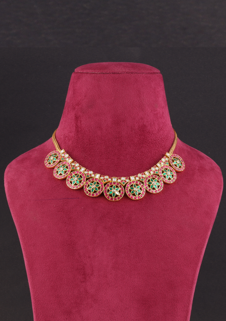 Esha Jadau Kundan Red & Green Bottumala Necklace