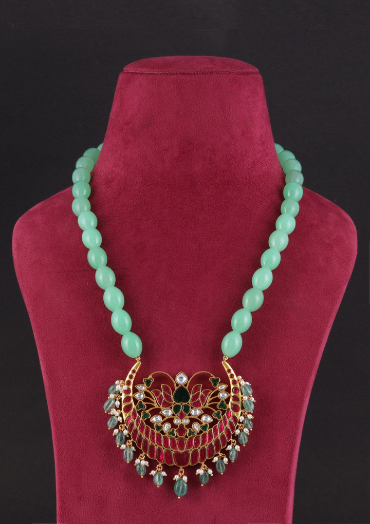 Tisya Jadau Kundan Necklace