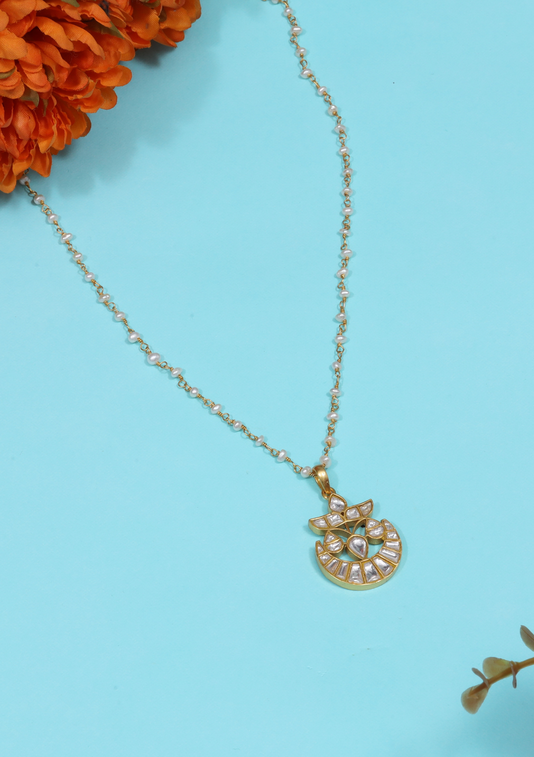 Aditi White Jadau Kundan Necklace