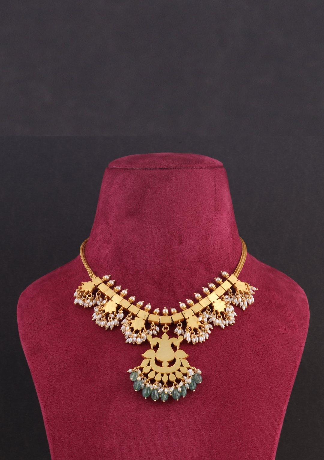 Simple and Classic Jadau Kundan Gold Plated Guttapusalu Necklace