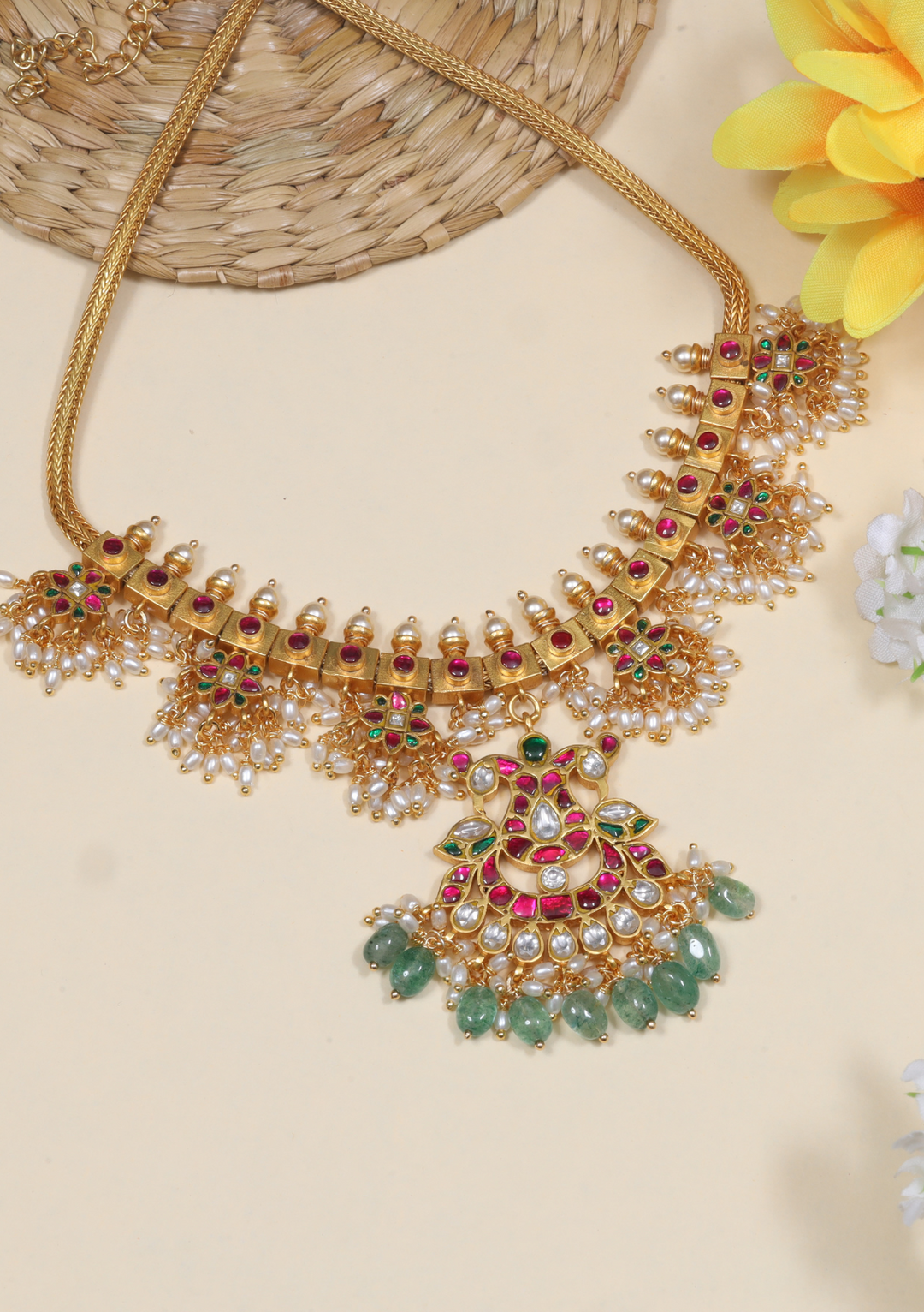 Simple and Classic Jadau Kundan Gold Plated Guttapusalu Necklace