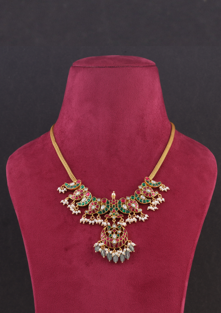 Classic Ruby and Emerald Jadau Kundan Short Necklace